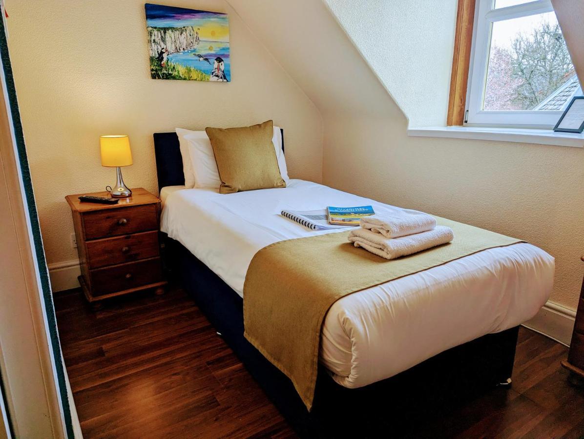 The Coo'S Guest House Inverness Zewnętrze zdjęcie
