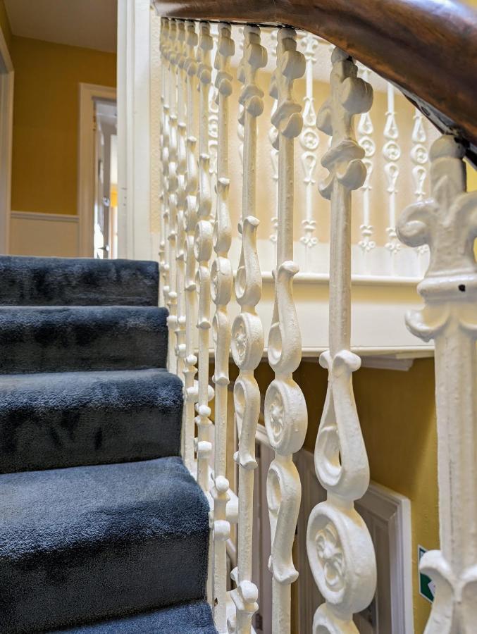 The Coo'S Guest House Inverness Zewnętrze zdjęcie